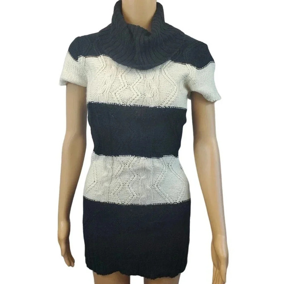 Love By Chesley Black and White Stripe Turtleneck Chunk Knit Sweaterdress Size M - Picture 1 of 11